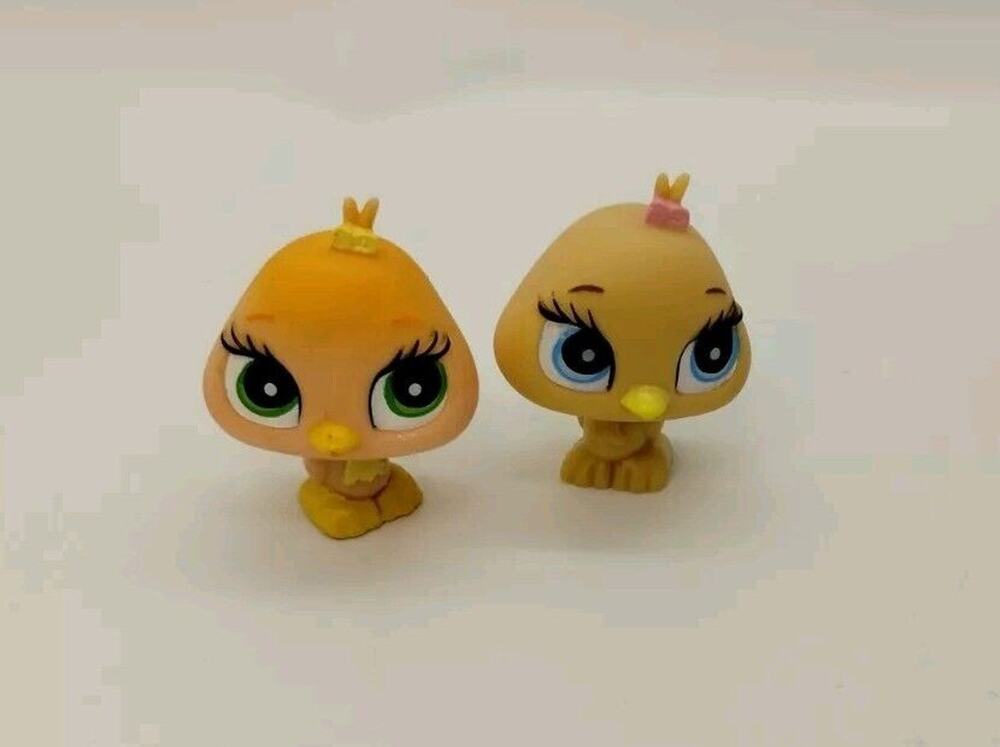 MGA Bratz Lil Pets - 2 Birds - Pink Yellow Ribbons - Blue Green Eyes